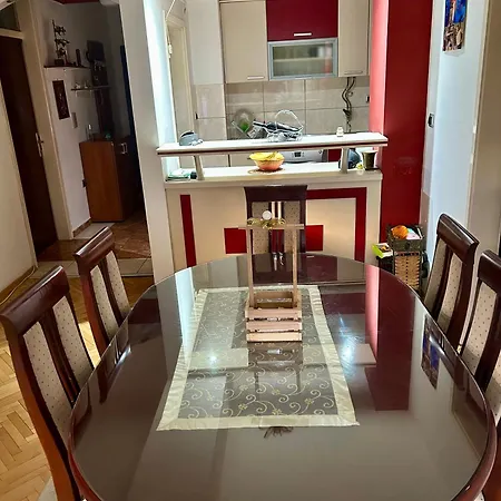 Skopjanka Apartment *